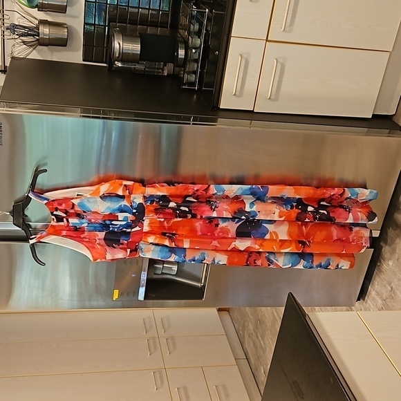 💕ELIZA J💕 Halter Neck Maxi Dress ~ Bold Watercolor Abstract Floral Print 8 NWT - Picture 8 of 16